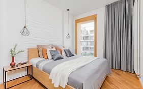 Superapart Kolejowa 49A